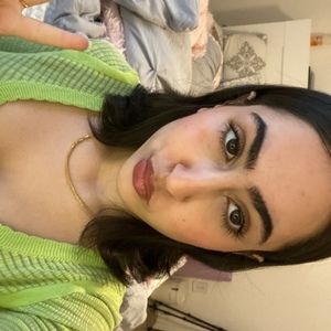 Meet your Posher, Fatima